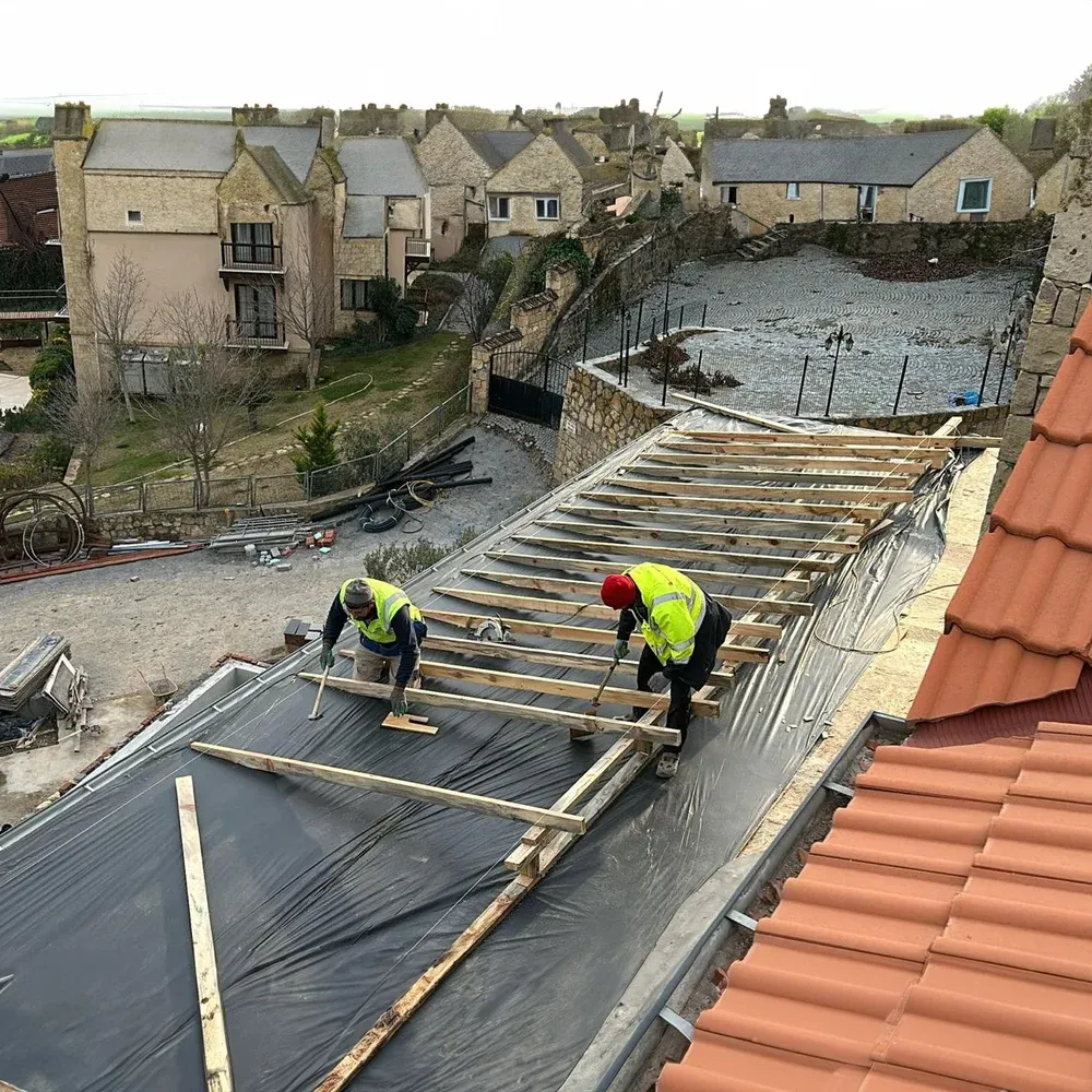 Roof Framework Installation Work